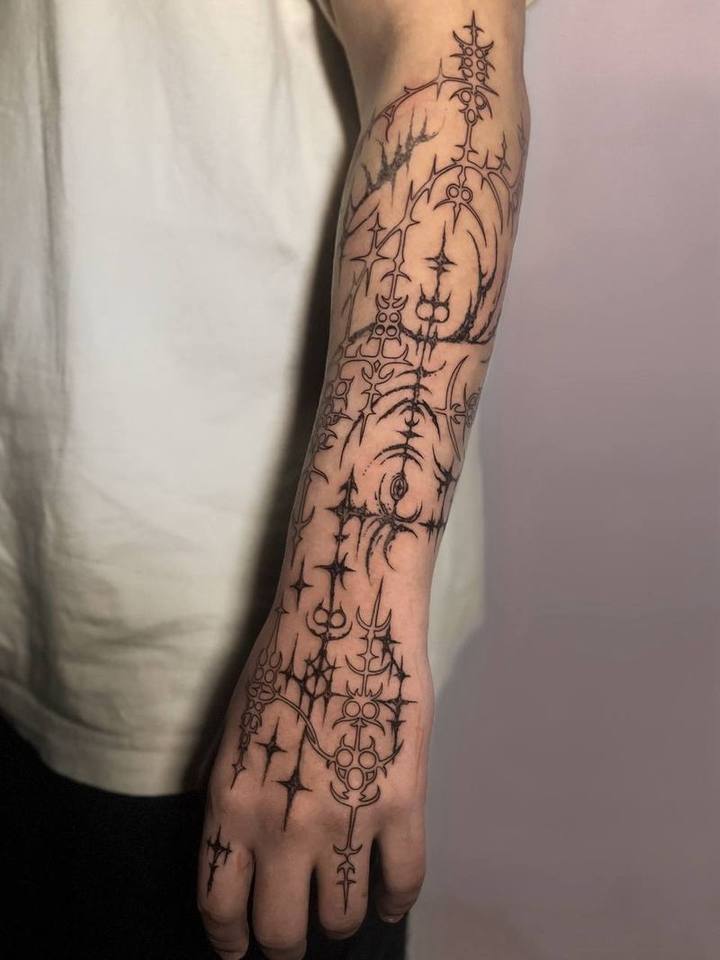 Tattoo: linework